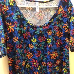 Lularoe Perfect T